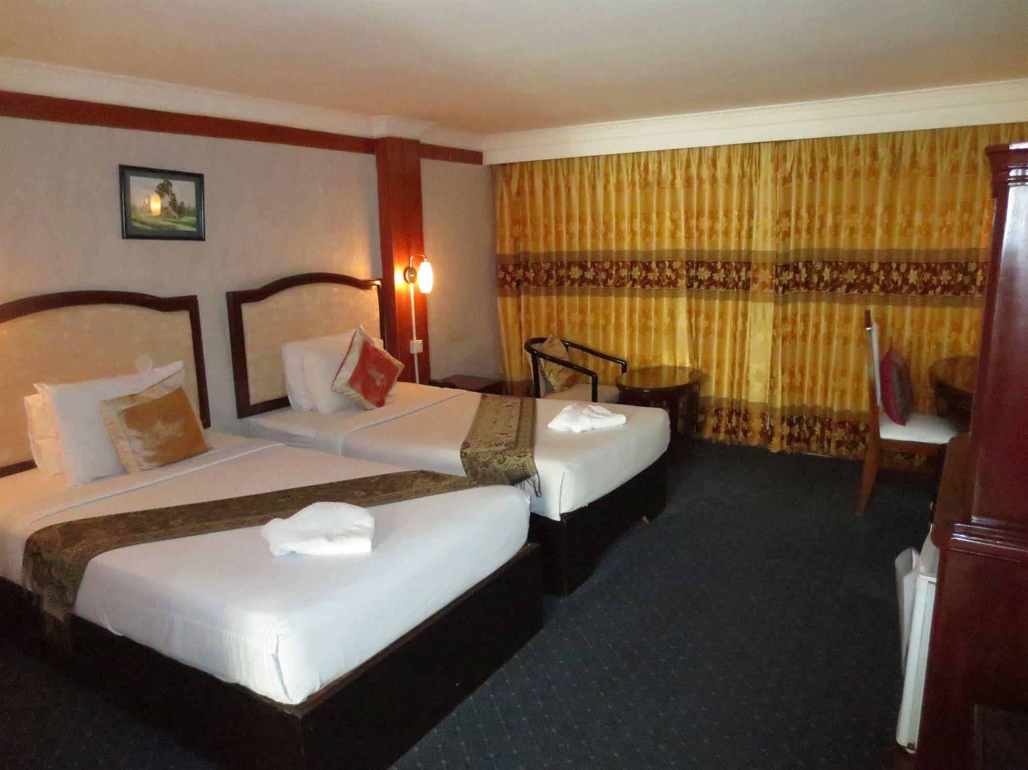 Khmeroyal Hotel Πνομ Πενχ Εξωτερικό φωτογραφία
